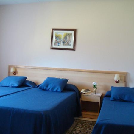 Hostal Casa Joan Сан Лоренцо де Морунис Екстериор снимка